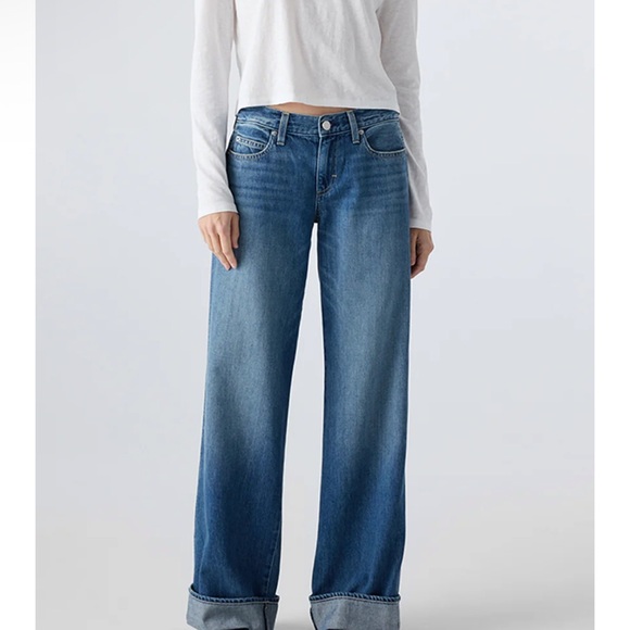 AMO Sabine Cuff Jeans - Twin Flame - defect/mark on leg - Picture 5 of 6